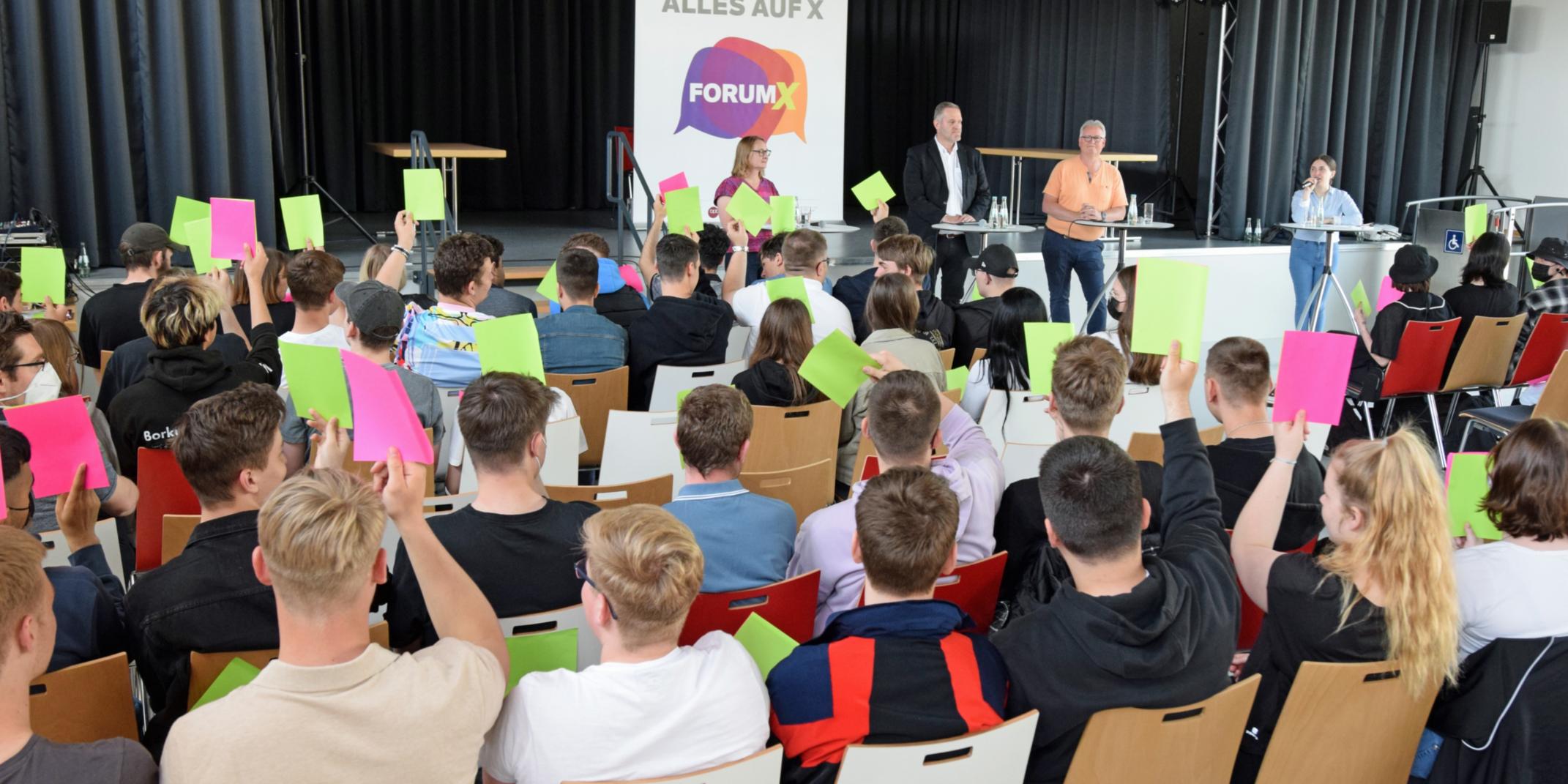 „Kinder und Jugendliche unabhängig von Wahltagen in gesellschaftlichen Fragen ernstnehmen, ist das Gebot der Stunde.“