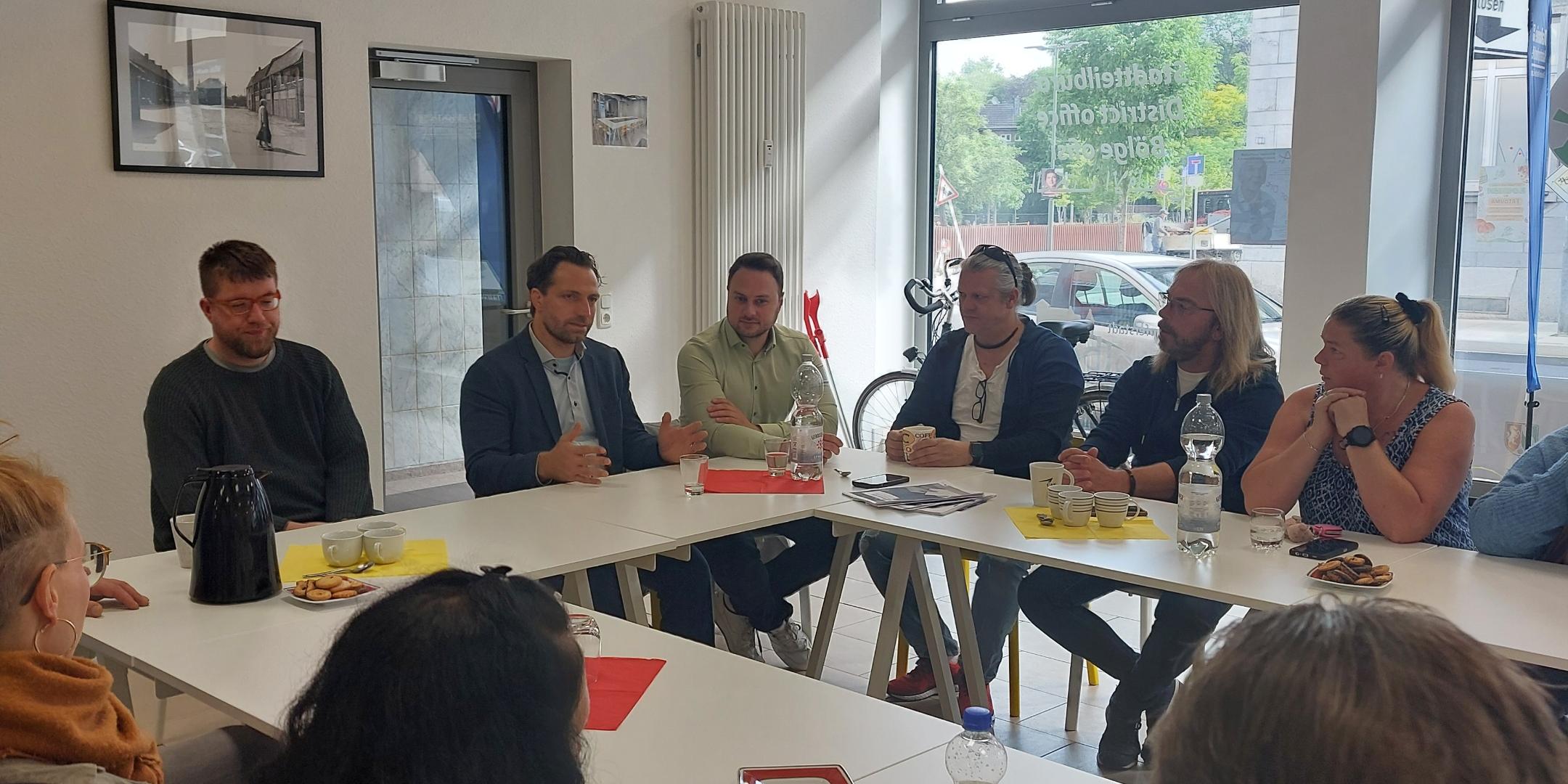 Bürgermeister Patrick Haas zu Gast in der Demokratiewerkstatt Stolberg
