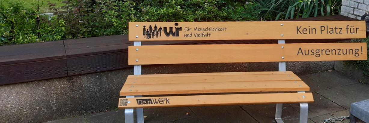 Bank bearbeitet