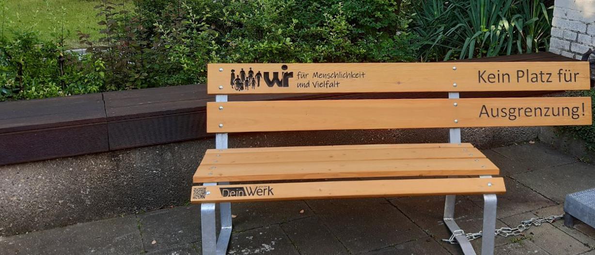 Bank bearbeitet