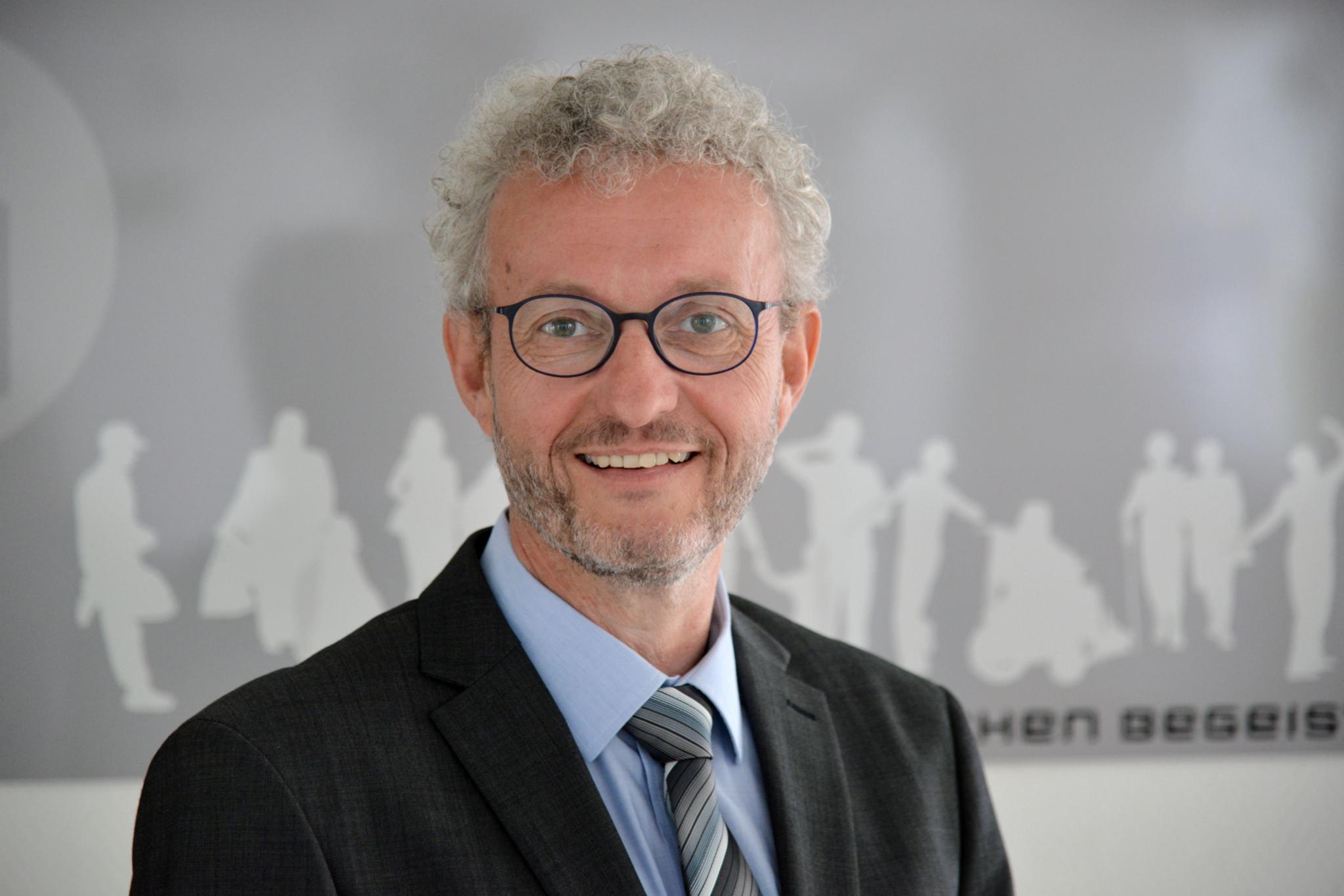 Dr. Manfred Körber (c) Schmitter Dr. Manfred Körber