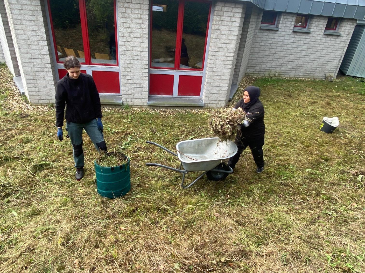 Helena und Fatma (c) nbh