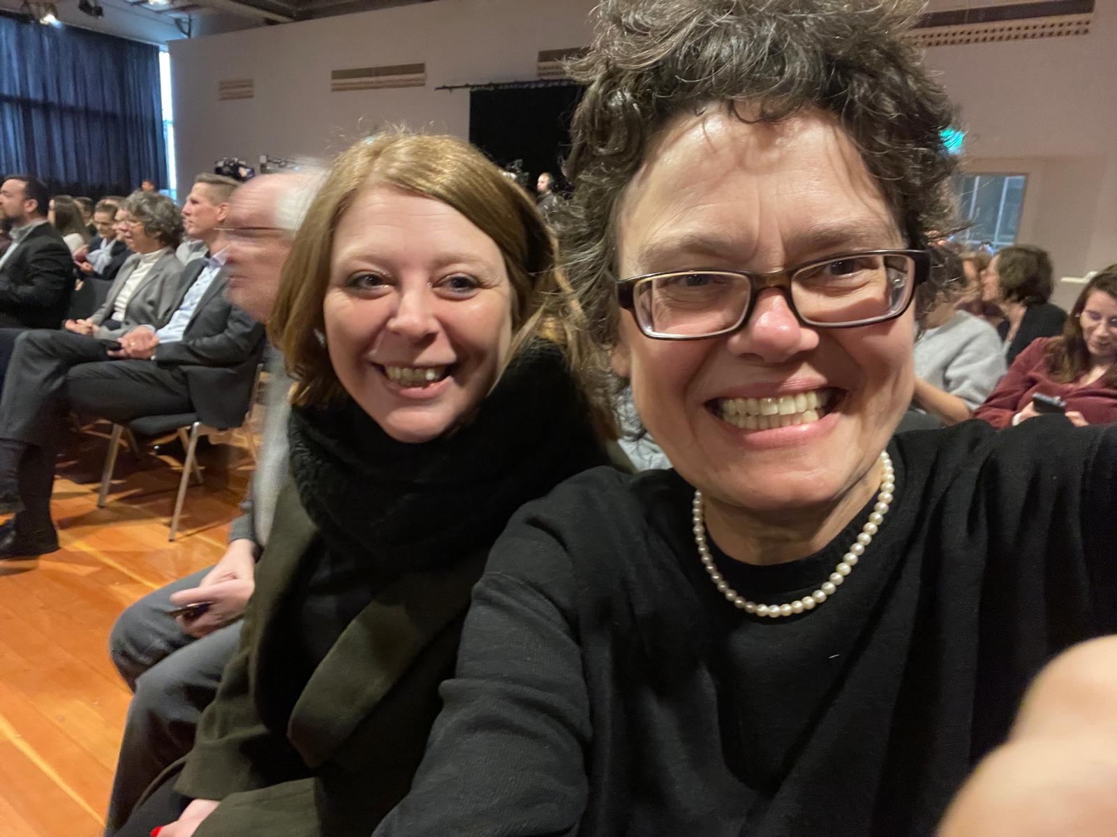 Sonja Essers und Dr. Christina Herrmann vom Nell-Breuning-Haus