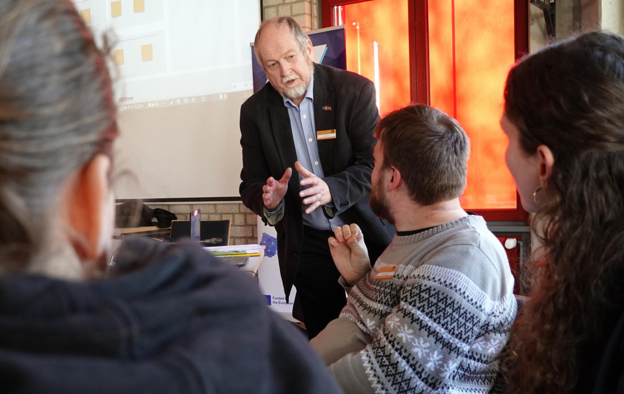 Methodenseminar von EZA im Nell-Breuning-Haus (4)