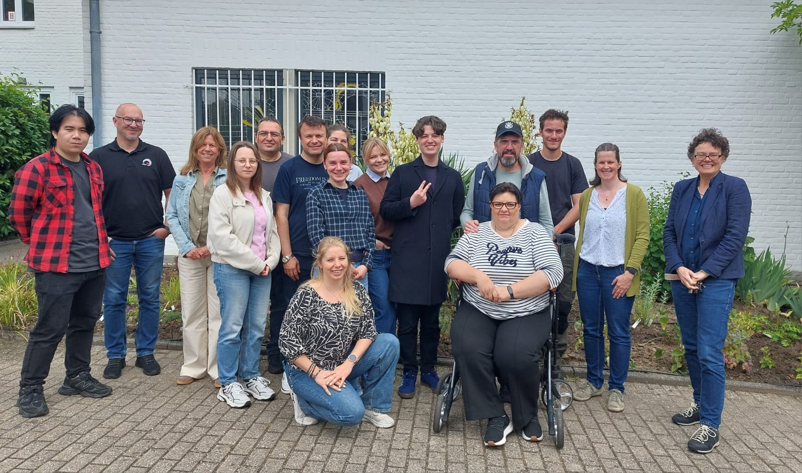 Zufriedene Gesichter: Das Projekt hat den Teilnehmerinnen und Teilnehmern sowie den Anleiterinnen und Anleitern sehr viel Spaß gemacht.