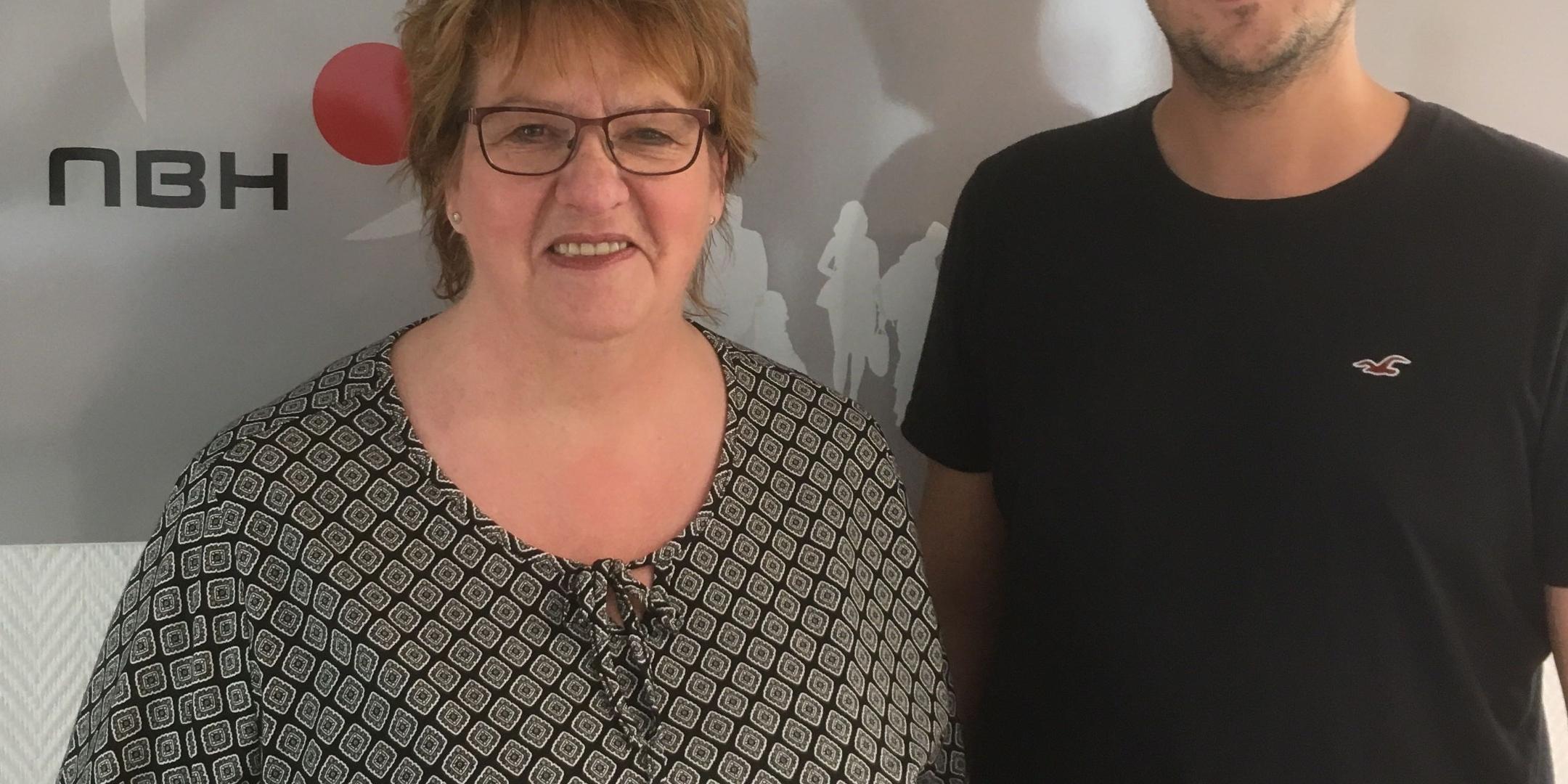 Ausbilderin Rita Krull mit Auszubildendem Hagen Kutsch