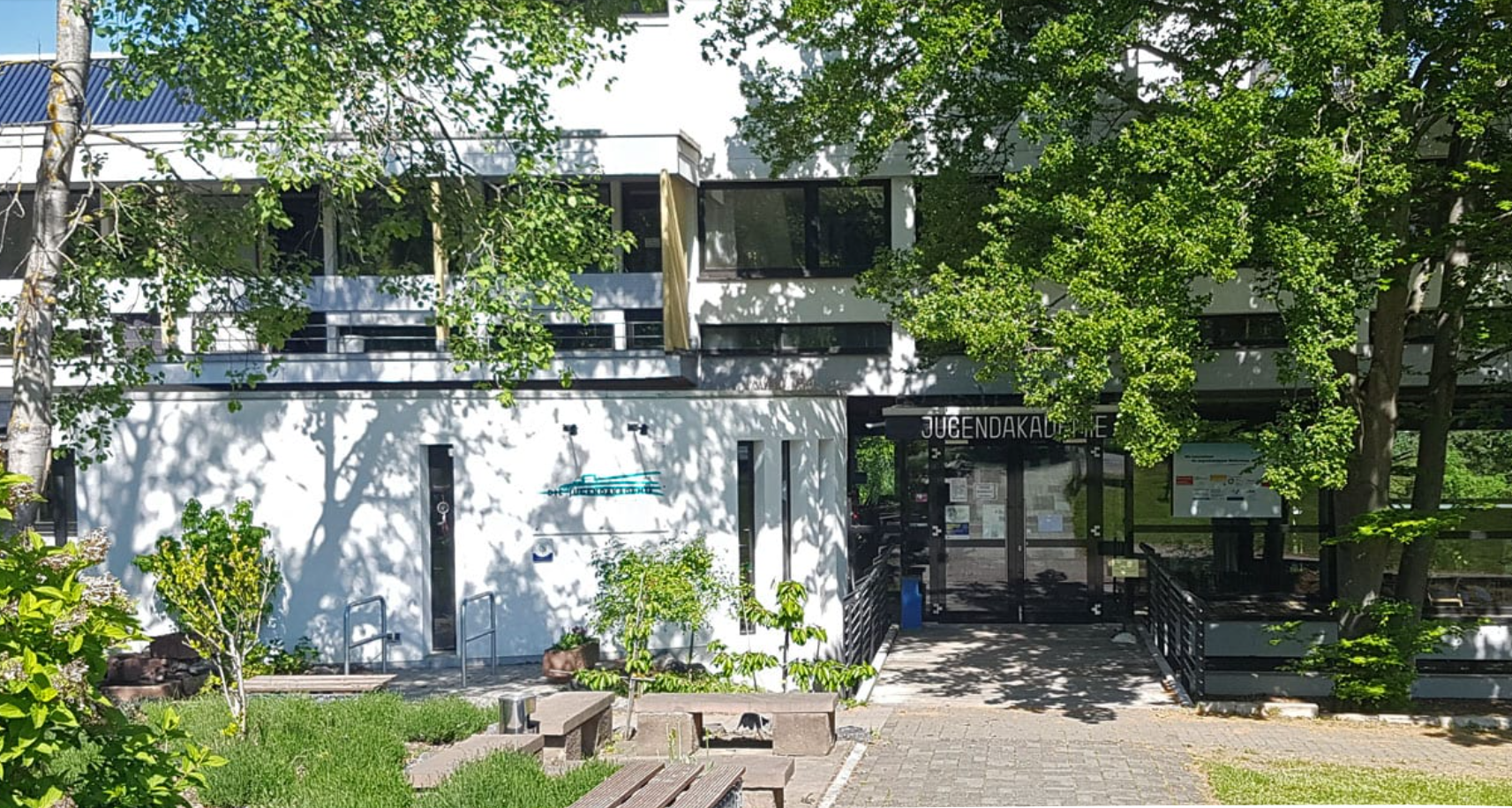 Eingang der Jugendakademie Walberberg