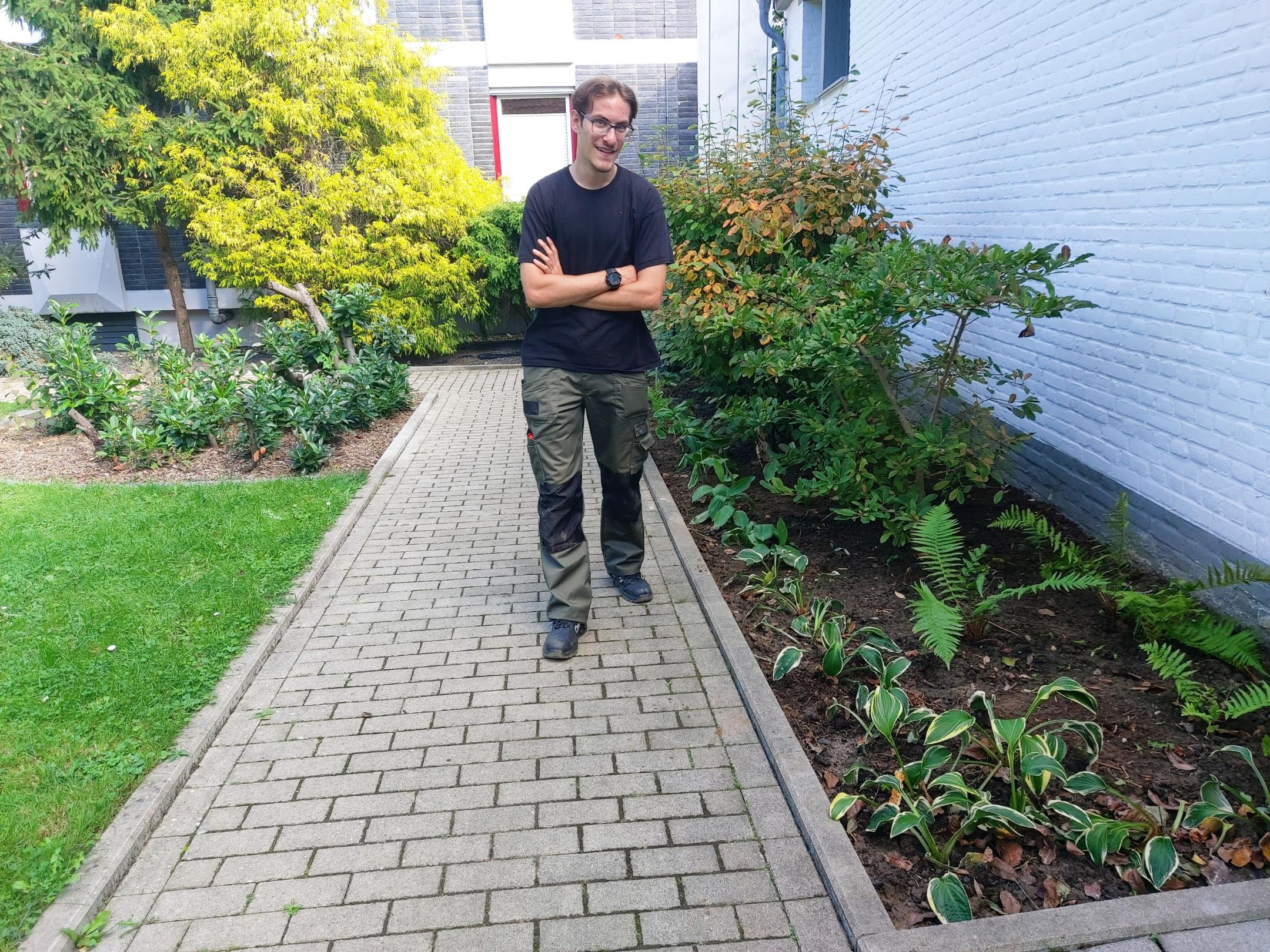 Luke Chantré am Schattenbeet